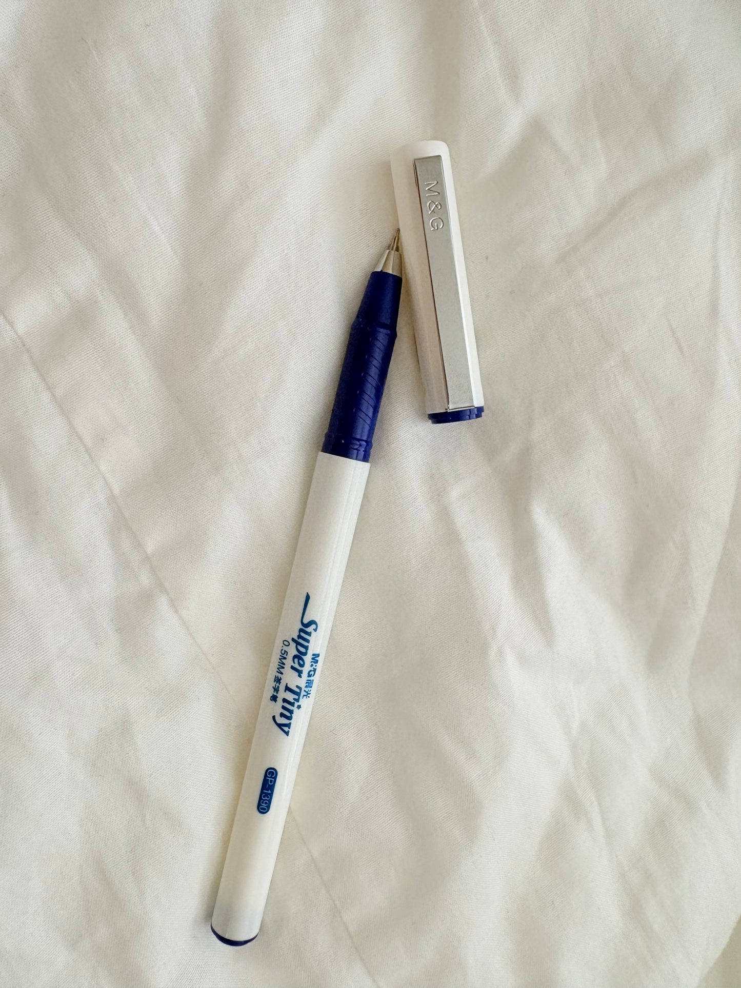 M&G Super Tiny Gel Pen 0.5mm – Smooth Fine Point Pen for School & Office 3 pcs