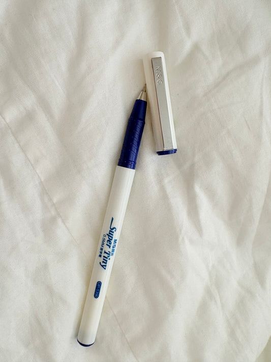 M&G Super Tiny Gel Pen 0.5mm – Smooth Fine Point Pen for School & Office 3 pcs