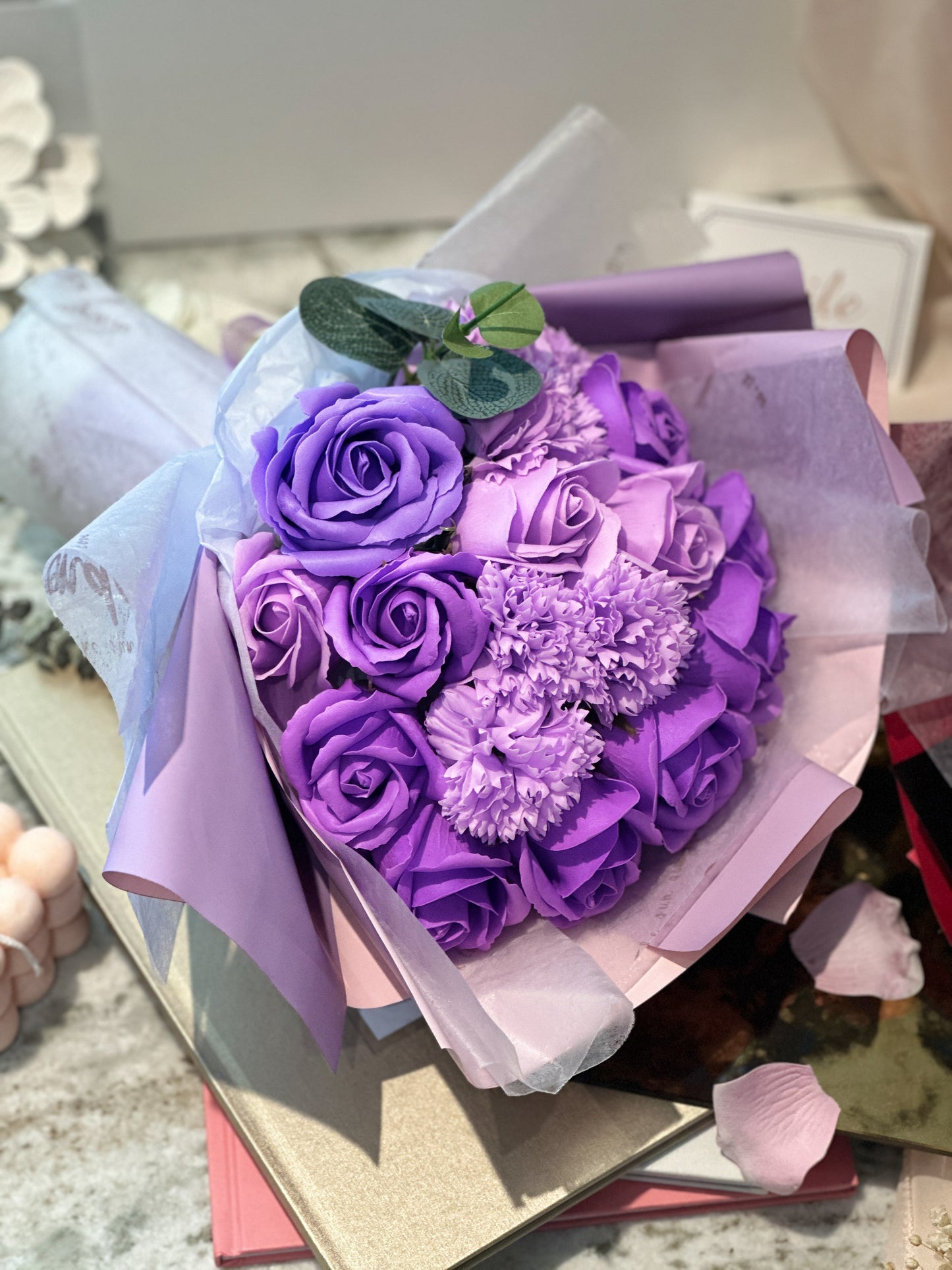 Money 14-Flowers Bouquet