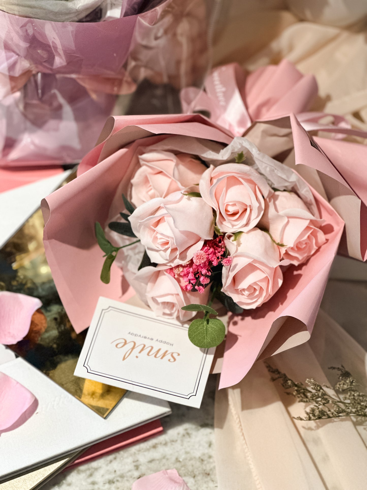 Money 6-Flowers Bouquet