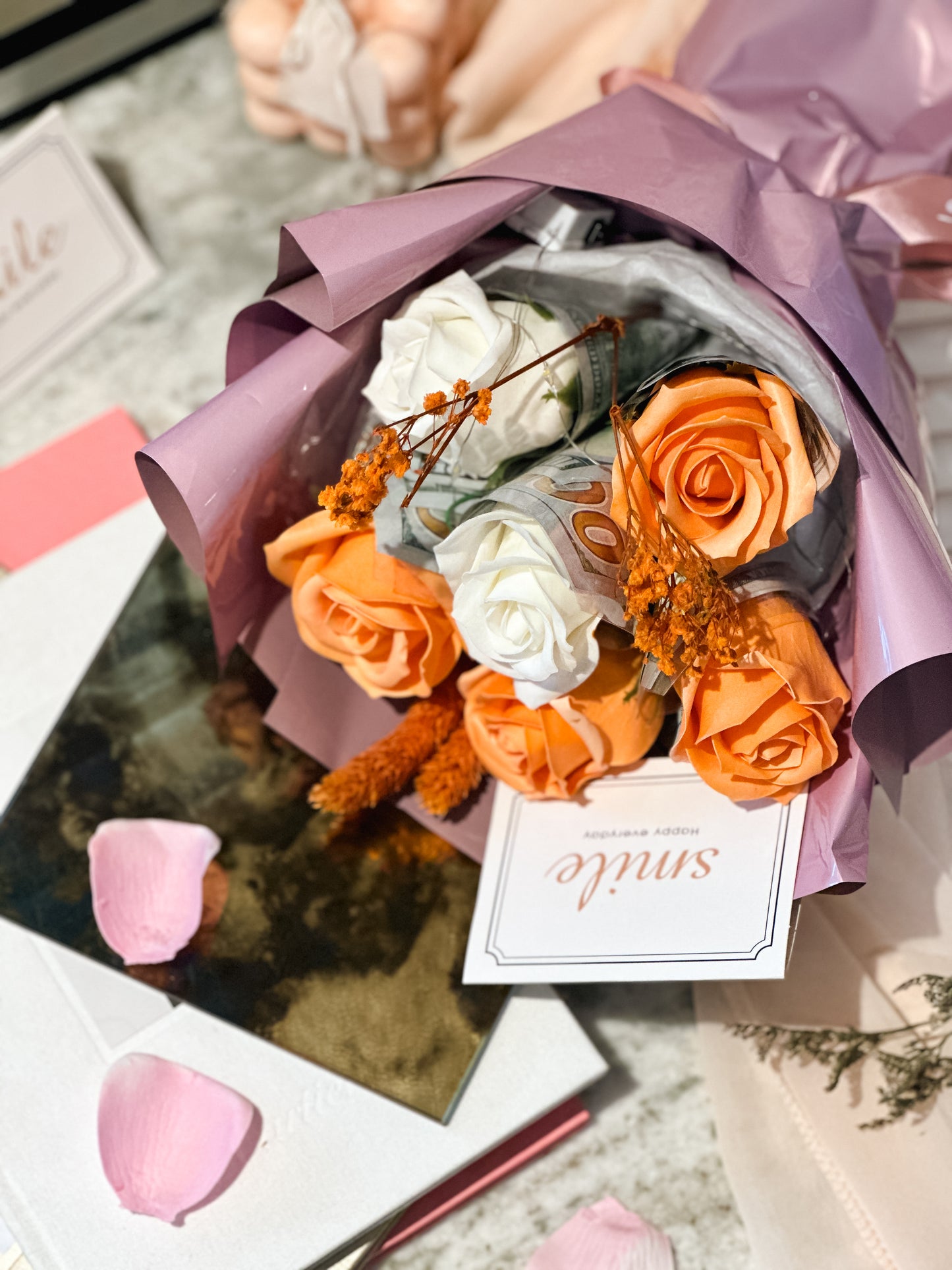 Money 6-Flowers Bouquet