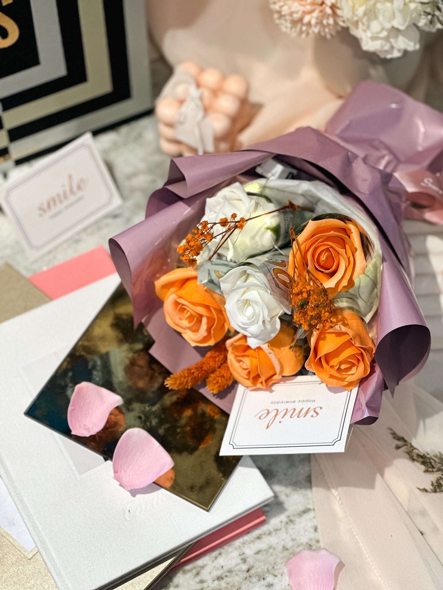 Money 6-Flowers Bouquet