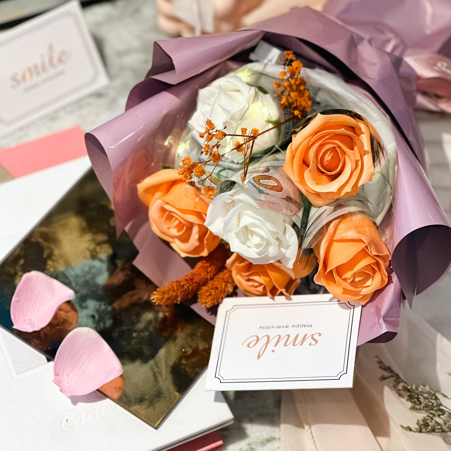 Money 6-Flowers Bouquet